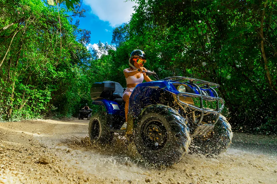 Imagen de  Aventura en la Jungla en ATV con Tiroleza, Cenote y Degustación de Tequila