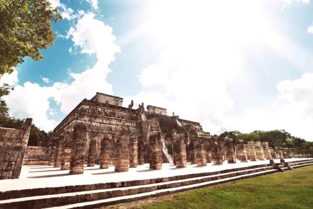 cover of the Chichen Itza Tour Classic