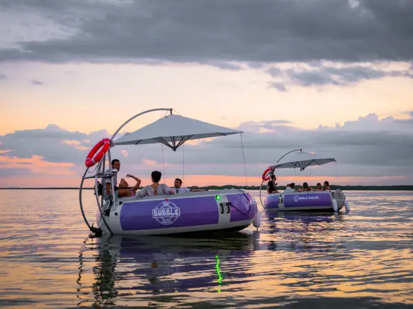 cover Bubble BBQ Boat Lagoon Cruise