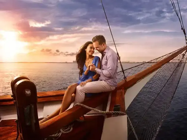 cover Columbus Romantic Dinner Cruise at Sunset in Cancun